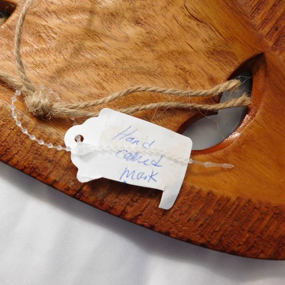 Vintage African Hand Carved Wood Mask - Picture 4 of 8